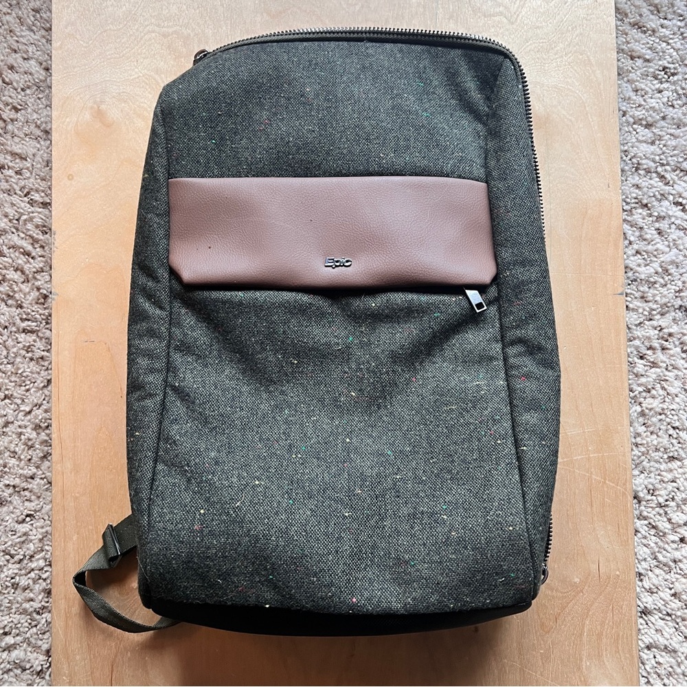 EPIC Backpack Laptop Bag 18x12 Green Canvas Adjustable Straps Travel School Work